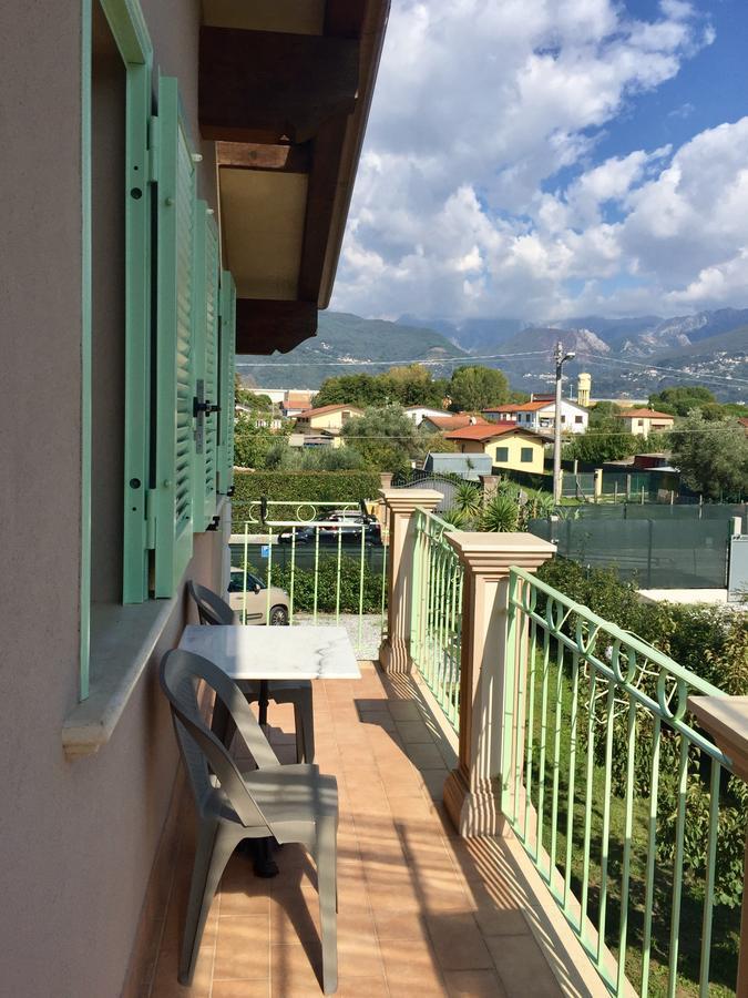 Bba2Passi Bed & Breakfast Marina di Massa Dış mekan fotoğraf